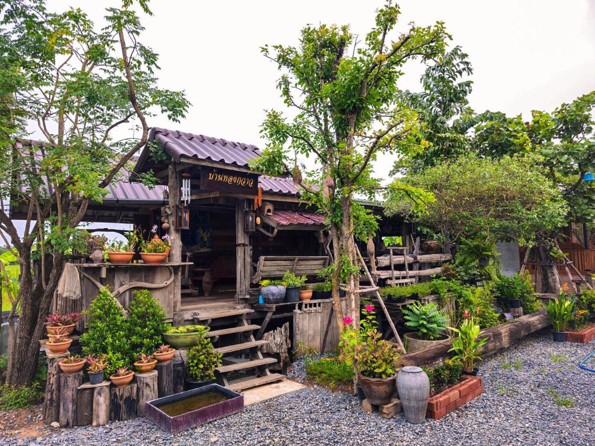 Suk Sabai Homestay Сукотаи Экстерьер фото